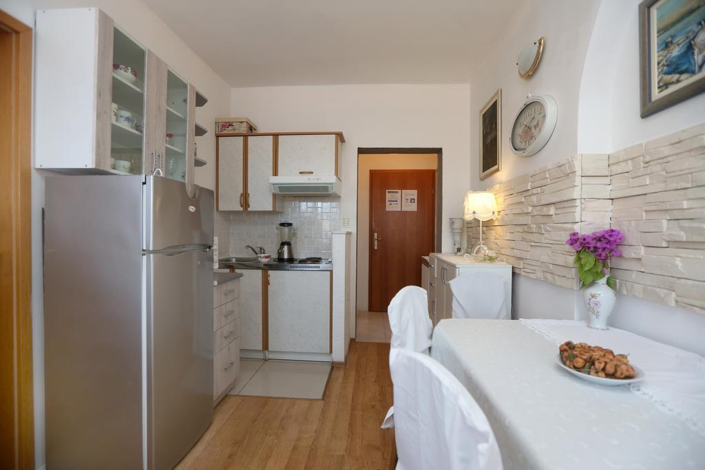ברודאריצה Apartmani Gloria מראה חיצוני תמונה